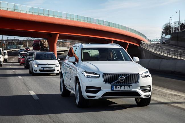 Volvo xc90 intellisafe cent suv autonomes seront testes en chine 