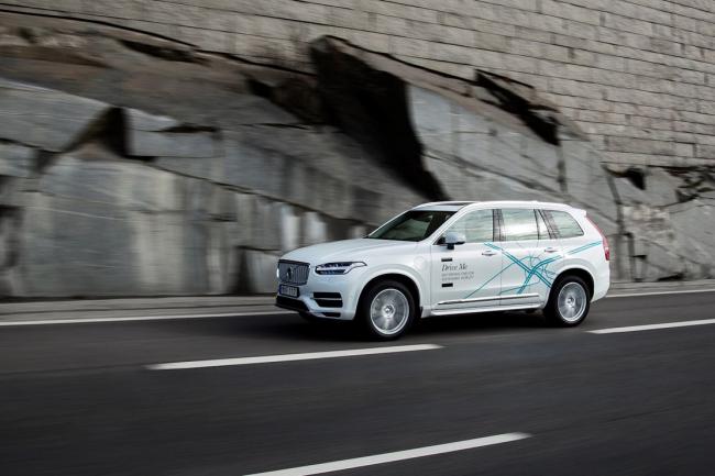 Volvo xc90 intellisafe cent suv autonomes seront testes en chine 
