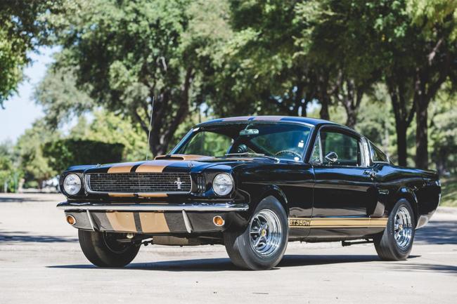 La ford mustang shelby gt350 h de carroll shelby aux encheres 