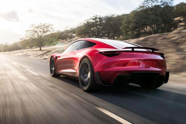Tesla Roadster:  une version SpaceX encore plus performante