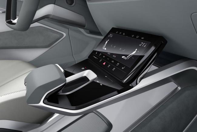 Interieur_Audi-E-Tron-Sportback-Concept_12