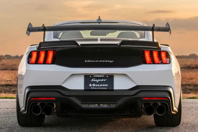 Hennessey Super Venom Mustang Dark Horse : La Mustang poussée dans ses retranchements