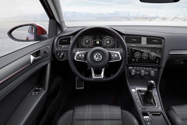 Interieur_Volkswagen-Golf-7-Restylee_40