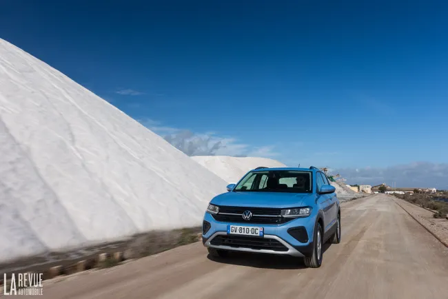 Essai Volkswagen T-Cross TSI 95 : Le monospace qui se prend pour un SUV...