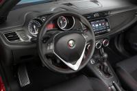 Interieur_Alfa-Romeo-Giulietta-Sprint-2015_23