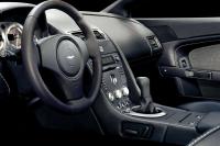 Interieur_Aston-Martin-V8-Vantage_73