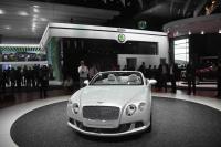 Exterieur_Bentley-Continental-GTC-2012_5
                                                        width=