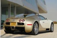 Exterieur_Bugatti-Veyron-2009_36
                                                        width=
