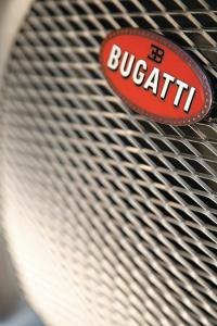 Exterieur_Bugatti-Veyron-2009_70
                                                        width=