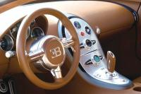 Interieur_Bugatti-Veyron-2009_72
                                                        width=