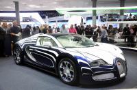 Exterieur_Bugatti-Veyron-Or-Blanc_11