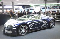 Exterieur_Bugatti-Veyron-Or-Blanc_12