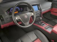 Interieur_Cadillac-STS_25
                                                        width=