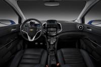 Interieur_Chevrolet-Aveo-RS-Concept_11