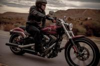 Exterieur_Harley-Davidson-Softail-FXSB-Breakout_10