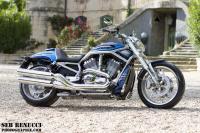 Exterieur_Harley-Davidson-V-ROD-Patrouille-de-France_2