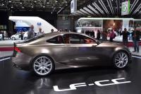 Exterieur_Lexus-LF-CC-concept_15