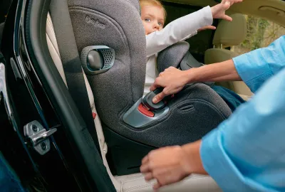 Image principale de l'actu: Quand la sécurité pour enfants s'invite dans la cour des grands : CYBEX est au Mondial de l'Automobile