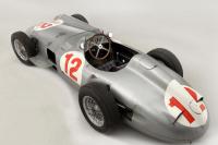 Exterieur_LifeStyle-Mercedes-W-196-R-Fangio_4
                                                        width=