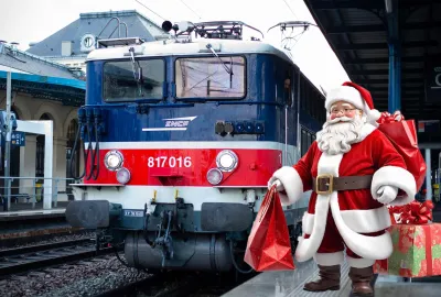 Image principale de l'actu: Embarquez dans le “Train de Noël et des Bulles” : Père Noël, disco rétro et 4 000 ch électriques, qui dit mieux ?