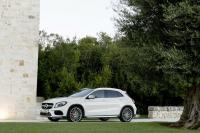 Exterieur_Mercedes-AMG-GLA45-2017_1