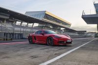 Exterieur_Porsche-718-GTS-2017_3
                                                        width=