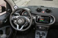 Interieur_Smart-Fortwo-Cabrio-90ch_33
                                                        width=