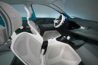 Interieur_Toyota-Prius-C-Concept_19