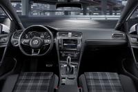 Interieur_Volkswagen-Golf-GTE_7