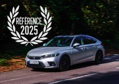 Image de l'actualité:Quelle berline compacte acheter en 2025 ? La référence 2025 est, la Honda Civic e:HEV