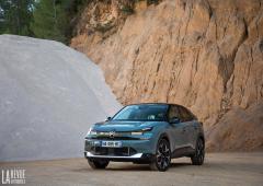 Exterieur_citroen-c4-hybride-2025-les-photos-de-notre-essai_4