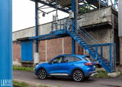 Exterieur_ford-kuga-hybrid-e85-le-bioethanol-transfigure-ce-suv-a-l-essai_11