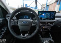 Exterieur_ford-kuga-hybrid-e85-le-bioethanol-transfigure-ce-suv-a-l-essai_12