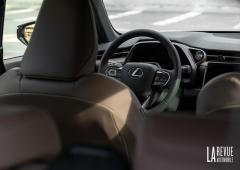 Exterieur_essai-lexus-lbx-elegant-full-hybrid-136ch_17