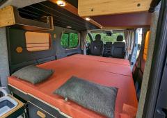 Exterieur_box-van-mania-transforme-votre-fourgon-en-camping-car-camoufle_3
                                                        width=