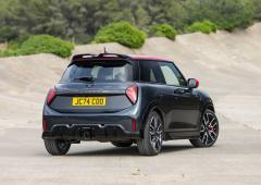 Exterieur_mini-john-cooper-works-2025-une-citadine-survitaminee-les-infos-et-photos_4