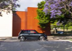 Exterieur_mini-john-cooper-works-2025-une-citadine-survitaminee-les-infos-et-photos_8
                                                        width=