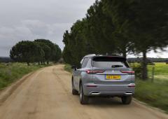 Exterieur_mitsubishi-outlander-phev-l-hybride-au-gout-d-aventure-essai_7