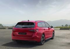 Exterieur_skoda-superb-sportline-les-photos-et-les-infos-du-millesime-2024-2025_6