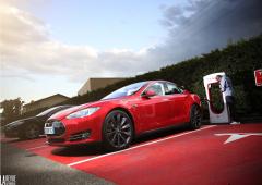 Tesla met fin a la gratuite des superchargers pour les nouveaux clients 