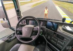 Interieur_volvo-e-trucks-fm-et-fh-essais_9
                                                        width=