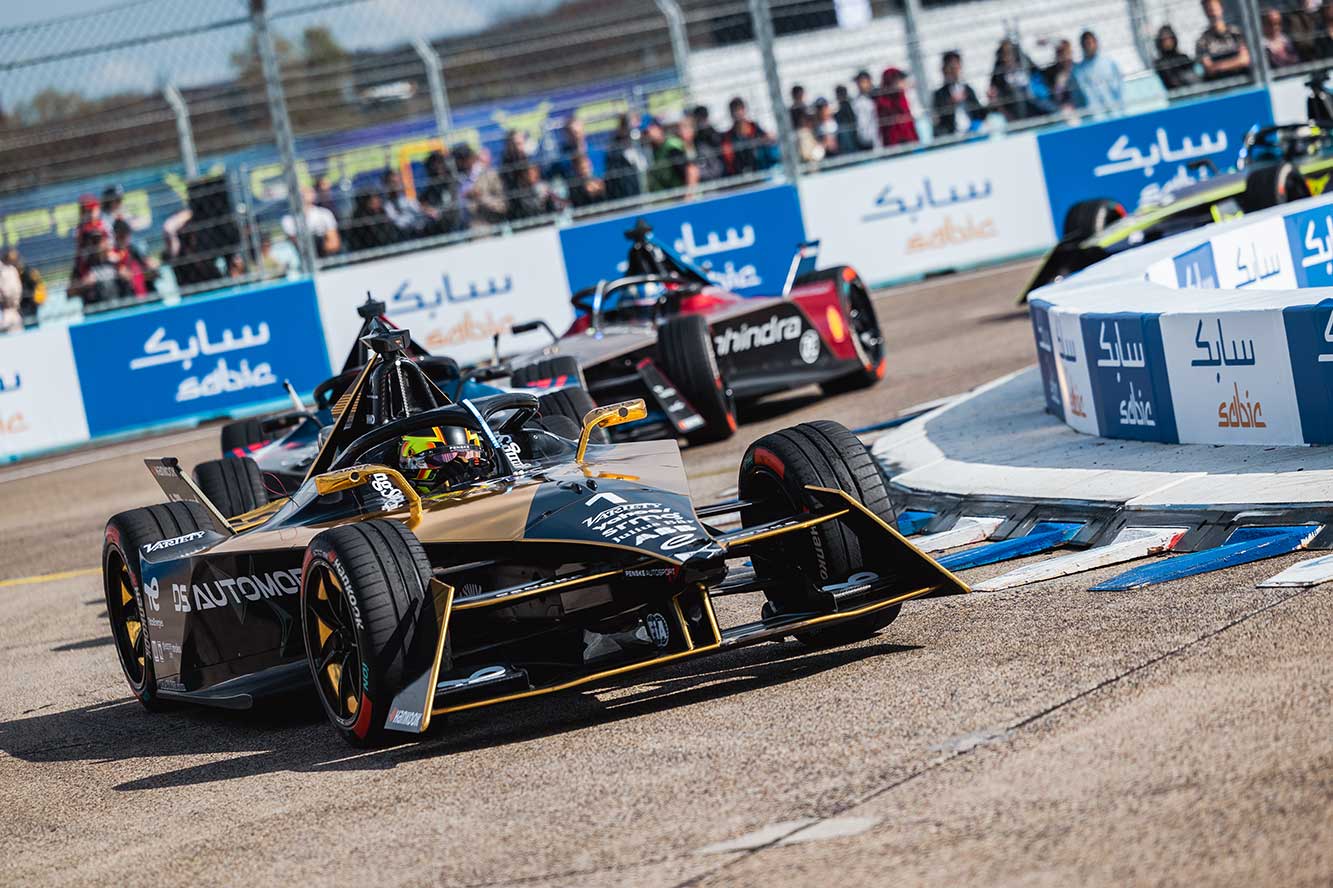 DS >  Formula E : à Berlin, JEV & DS remontent dans le classement