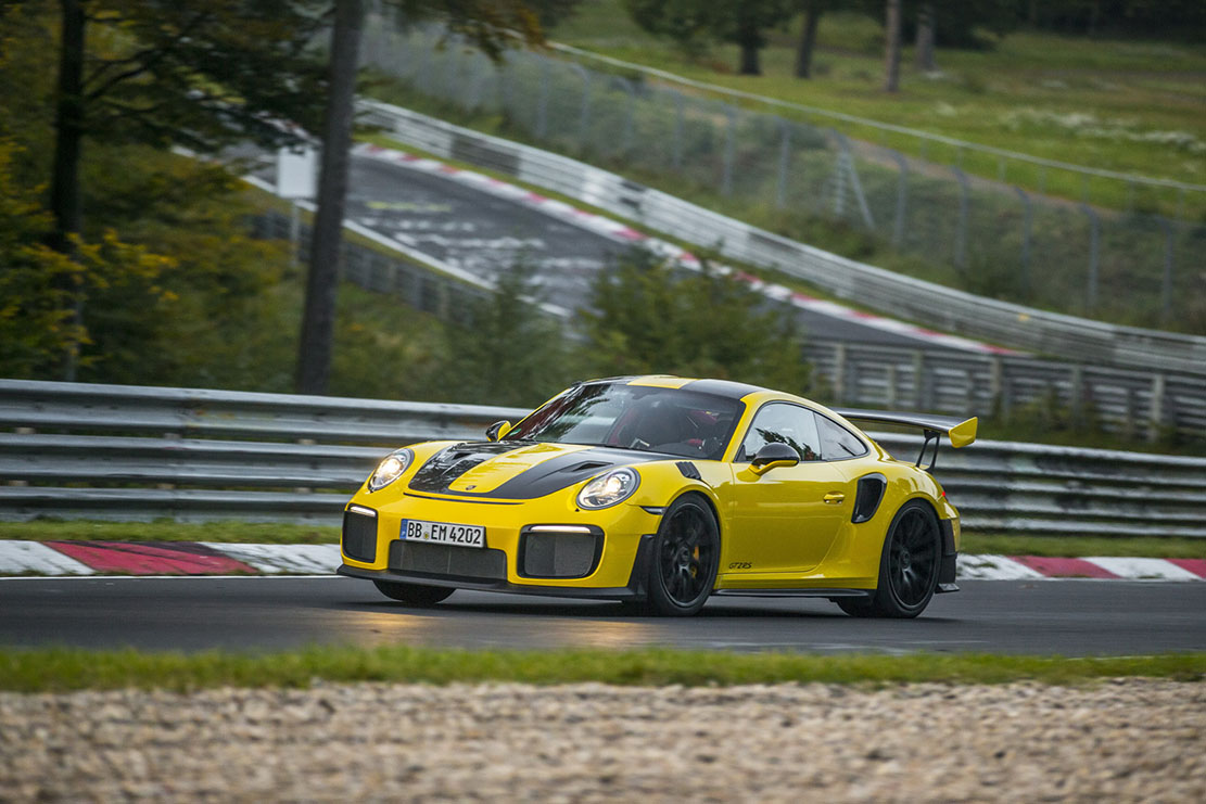 Porsche 911 gt2 rs un chrono record de 6 47 secondes sur le nurb 