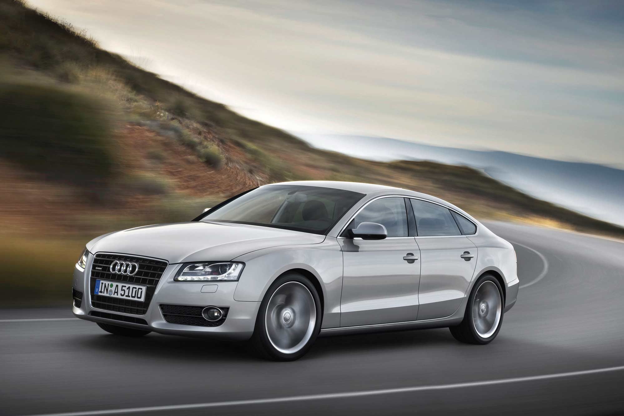 Image principale de l'actu: Audi a5 sportback la video et les photos 