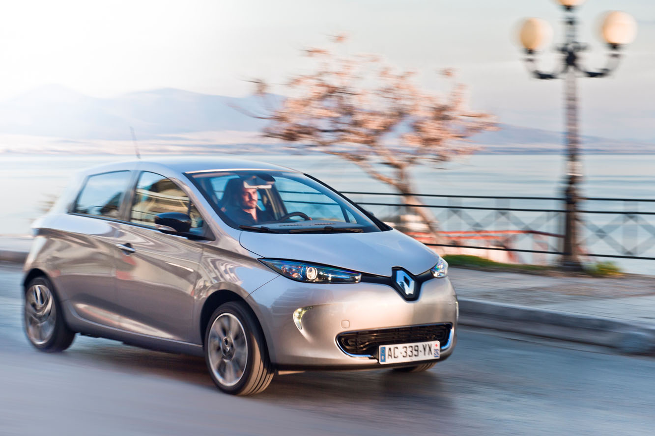 Image principale de l'actu: Quelle Renault ZOE électrique choisir acheter ?