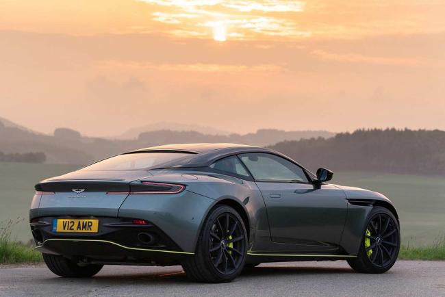 Fiche Technique Aston Martin Db V Amr