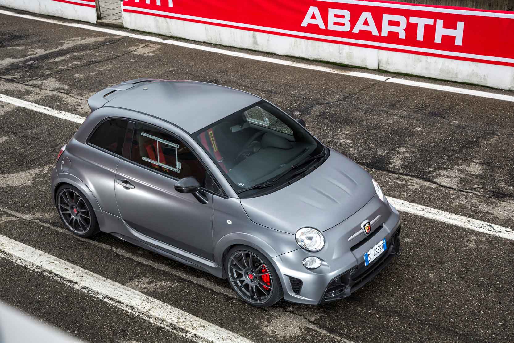 Photo Abarth  695