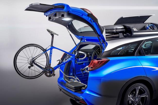 Honda civic tourer active life concept le crossover actif et pratique 