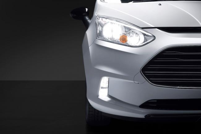 Serie speciale ford b max color edition 