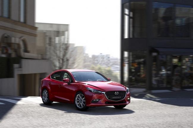 Mazda restyle sa mazda3 en version 2017 
